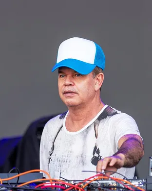 Paul Oakenfold & The Crystal Method