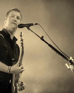 Queens Of The Stone Age Detroit